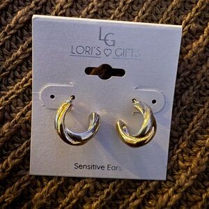 Lori's Gifts Two Tone Hoop Earrings